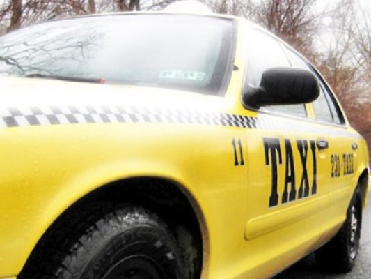 Maşinile de taxi pot fi comandate prin smartphone